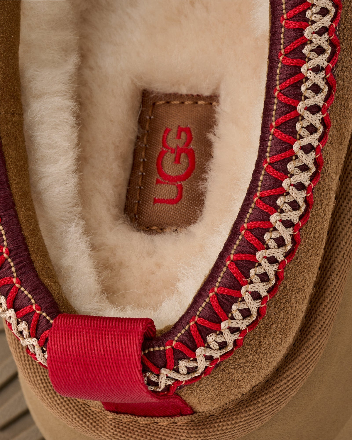 UGG Tazz II - Chestnut